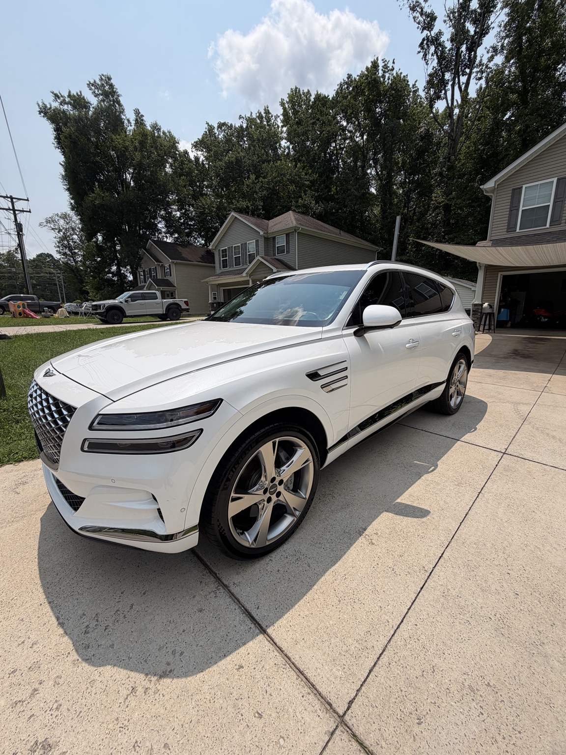 White luxury SUV detail